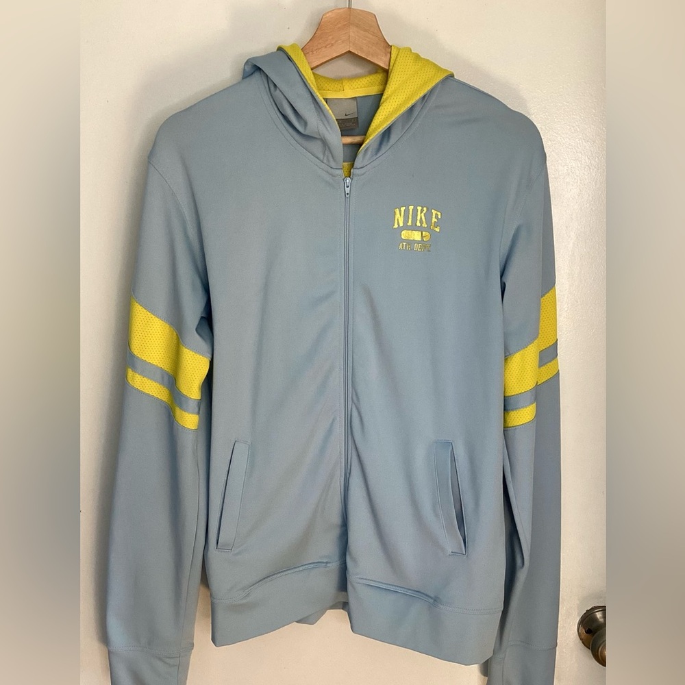 Vintage Nike Light Blue Jacket with Yellow Stripes 6